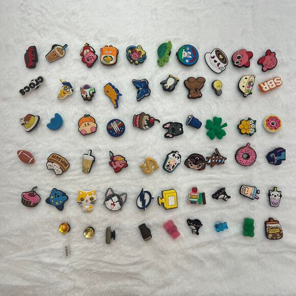 59 Jibbitz by Crocs Multi Themes, Coffee, Boba Tea, Beach, Mario Bros, Sweets - Picture 1 of 5